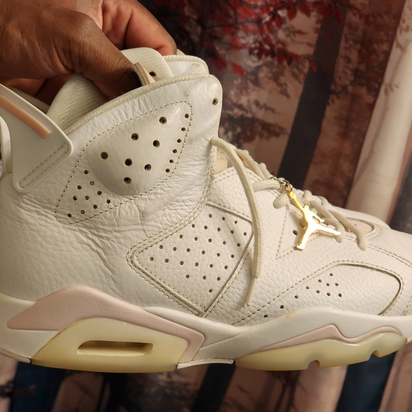 Air Jordan Woman 6 Retro Hoops - Picture 9 of 9